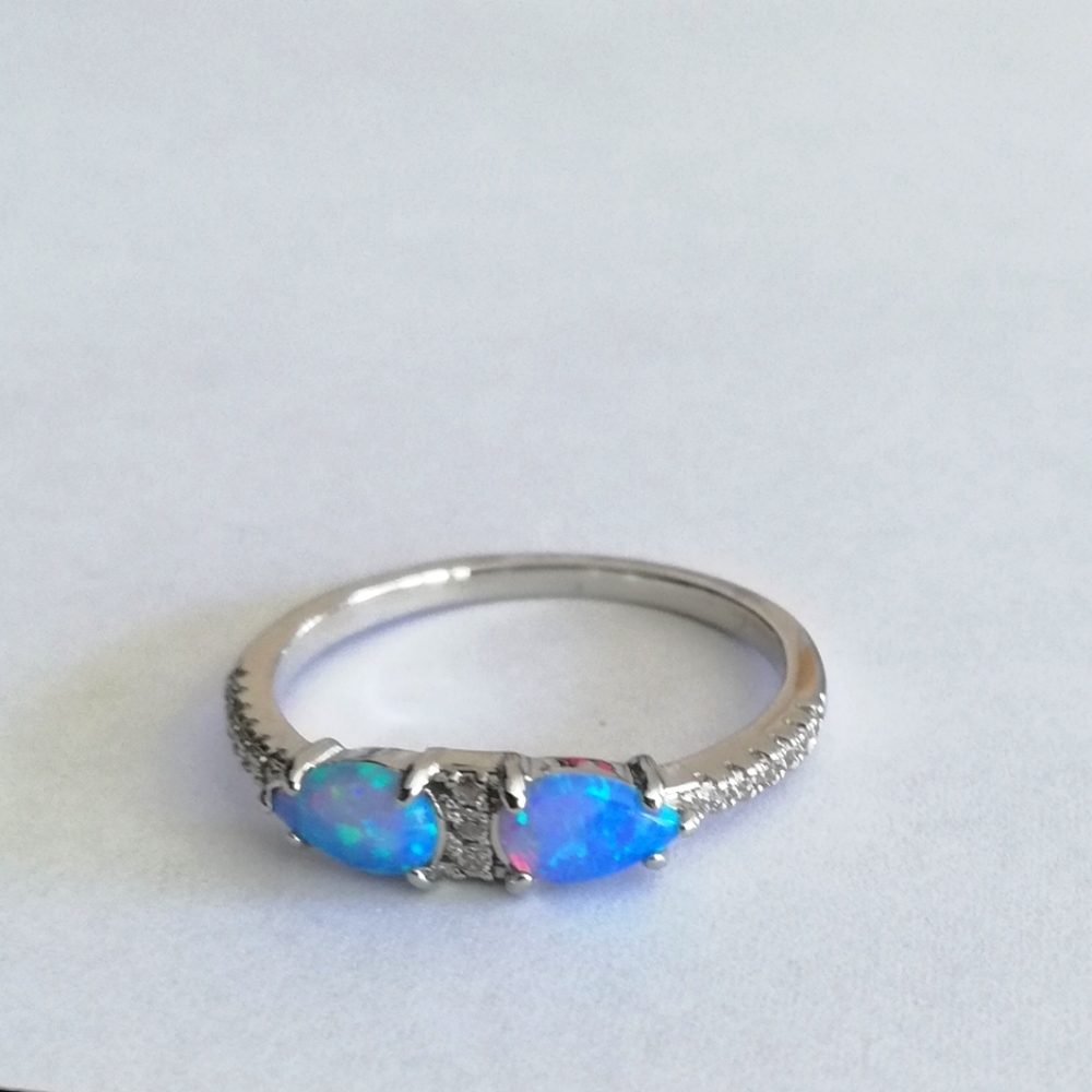 Opal Ring. Size 8.